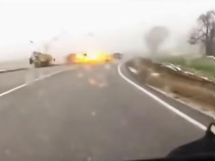 Φωτογραφία για Συγκλονιστικο βίντεο: Κεραυνός χτυπάει και διαλύει αυτοκίνητο ληστών κατά τη διάρκεια καταδίωξης... [video]