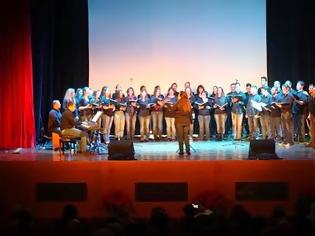 Φωτογραφία για Αριστουργηματική κοινωνική σάτιρα - Μάγεψε η Χορωδία Αποφοίτων Μουσικού Σχολείου Παλλήνης