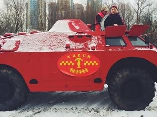 Φωτογραφία για Τεθωρακισμένα ταξί στους δρόμους της Αγίας Πετρούπολης(ΦΩΤΟ)