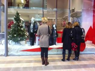 Φωτογραφία για Πώς θα λειτουργήσουν τα μαγαζιά παραμονή Χριστουγέννων -Ποιες μέρες θα είναι κλειστά και ποιες ανοιχτά