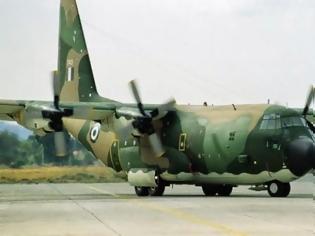 Φωτογραφία για C-130 μεταφέρει από το Λέτσε Έλληνες διασωθέντες