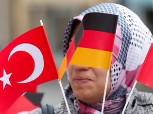 Φωτογραφία για Η ισλαμοφασιστική Τουρκία βρωμίζει την Ευρώπη - Οι μυστικές υπήρεσίες της παρακολουθούν πολίτες τουρκικής καταγωγής