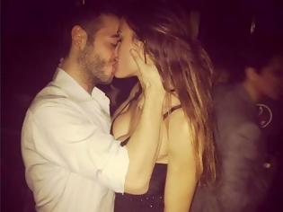Φωτογραφία για Αυτά είναι τα πρώτα καυτά φιλιά στην ελληνική showbiz!
