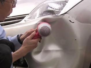 Φωτογραφία για Επισκευάζοντας ένα βούλιαγμα στο αυτοκίνητο με το πιστολάκι για τα μαλλιά [Video]