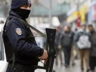 Φωτογραφία για Νέο κύμα συλλήψεων αστυνομικών για υποκλοπές στην Τουρκία