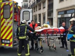 Φωτογραφία για Τρία άτομα ευθύνονται για την αιματηρή επίθεση στη Γαλλία