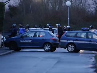 Φωτογραφία για Γαλλία: Αιματηρό τέλος στη διπλή ομηρία - Νεκροί οι δράστες και τέσσερις πολίτες
