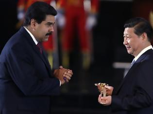 Φωτογραφία για Η Κίνα γονατίζει τη Βενεζουέλα