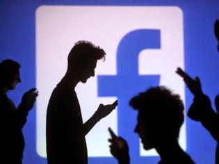 Φωτογραφία για Νέες μελέτες υποδεικνύουν τις ψυχο-παγίδες της ενασχόλησης με το Facebook και τα άλλα κοινωνικά δίκτυα