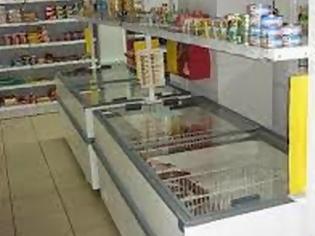 Φωτογραφία για Πανικός προκλήθηκε σε πελάτες Σούπερ Μάρκετ! Τι βρήκαν στο ψυγείο και πάγωσαν; [photo]