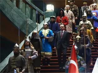 Φωτογραφία για Κι όμως αυτή είναι η νέα προεδρική φρουρά του Ερντογάν!