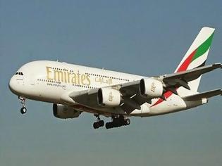 Φωτογραφία για ΣΥΜΒΑΙΝΕΙ ΤΩΡΑ: Αεροσκάφος της Emirates άλλαξε πορεία πάνω από την Γερμανία...Tι συμβαίνει; [photo]