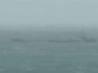 Φωτογραφία για Σώα τα μέλη του πλοίου – Πάτησαν στεριά [video]