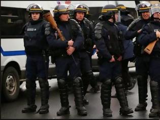 Φωτογραφία για ΝΕΟΣ ΤΡΟΜΟΣ στη Γαλλία: Σατιρική εφημερίδα δέχθηκε απειλές από τζιχαντιστές - Θα σας σφάξουμε με τσεκούρι