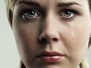 Φωτογραφία για Γιατί κλαίνε οι γυναίκες περισσότερο από τους άντρες