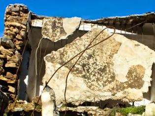 Φωτογραφία για Σπίτι αιωρείται στους Στράτους: Πολλές κατολισθήσεις στην Κάντανο-Σέλινο