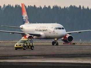 Φωτογραφία για Αεροσκάφος της Air Serbia έπιασε φωτιά στον αέρα