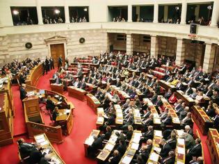 Φωτογραφία για Δείτε πόσες ΧΙΛΙΑΔΕΣ ΕΥΡΩ δίνουν προεκλογικό δώρο στους υπαλλήλους της Βουλής