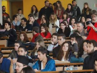 Φωτογραφία για Ποιοι δικαιούνται το φοιτητικό επίδομα των 1.000 ευρώ
