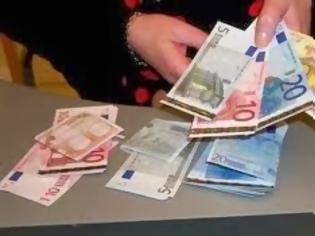 Φωτογραφία για Έχουν φύγει 7 δισ. ευρώ από τις τράπεζες, από τις αρχές Δεκεμβρίου