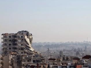 Φωτογραφία για Ελικόπτερα έριξαν βαρέλια με εκρηκτικά στη Χομς
