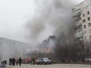 Φωτογραφία για Ραγδαία επιδείνωση στην ανατολική Ουκρανία Επίθεση και στη Μαριούπολη ξεκινούν οι φιλορώσοι, τουλάχιστον 30 νεκροί