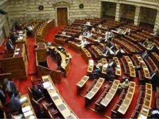 Φωτογραφία για Μειωμένο το... οφθαλμόλουτρο στο ελληνικό Κοινοβούλιο [photos]