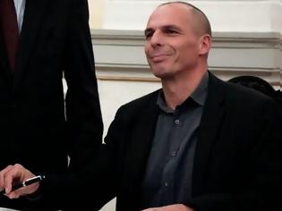 Φωτογραφία για Αρχισαν τα όργανα! Ο νέος υπουργός Οικονομικών της Ελλάδας προκαλεί...