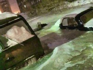 Φωτογραφία για ΑΠΙΣΤΕΥΤΟ: Έσπασαν οι σωλήνες στη Σιβηρία και πάγωσαν τα ΠΑΝΤΑ [photos]
