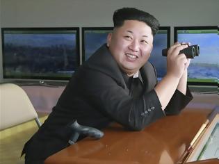 Φωτογραφία για Έτοιμη για πόλεμο και με πυρηνικά η Βόρεια Κορέα λέει ο Κιμ Γιονγκ Ουν