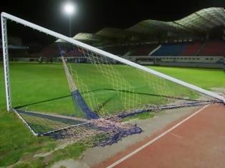 Φωτογραφία για Πάτρα: Kαταστροφές στο γήπεδο του Σαραβαλίου από την κακοκαιρία