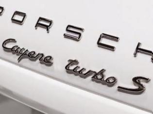 Φωτογραφία για Η Porsche αφαιρεί το ένα «n» από τα Cayenne σε ένδειξη ...συμπαράστασης στην Ελλάδα