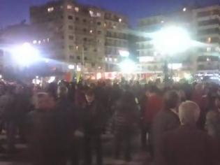 Φωτογραφία για Η Πάτρα βγήκε στους δρόμους - Συγκέντρωση στην πλατεία Γεωργίου