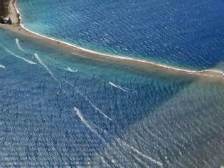 Φωτογραφία για Οι kite surfers της Πάτρας καθαρίζουν το Δρέπανο