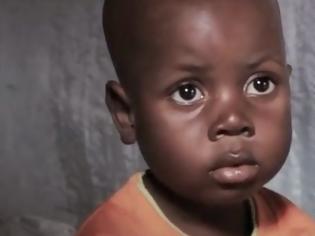 Φωτογραφία για Ο Έμπολα άφησε ορφανά 16.600 παιδιά