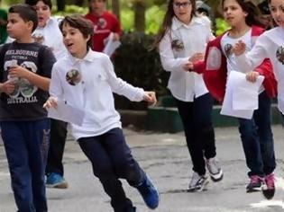 Φωτογραφία για Το Ηράκλειο πλημμύρισε χαρούμενες φωνές – Πλήθος κόσμου στο παιδικό αποκριάτικο κυνήγι θησαυρού