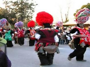 Φωτογραφία για Μεζέδες, ποτό και χορός στο μεγάλο καρναβάλι του Σταυρού Θεσσαλονίκης