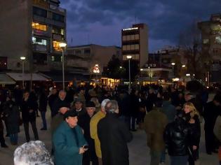 Φωτογραφία για Οι Καρδιτσιώτες βροντοφώναξαν «όχι στη λεηλασία του λαού και της χώρας» [video]