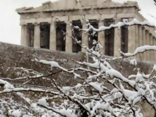 Φωτογραφία για Στα «λευκά» ξύπνησε η Αθήνα – Προβλήματα στους δρόμους - Ποια σχολεία θα παραμείνουν κλειστά