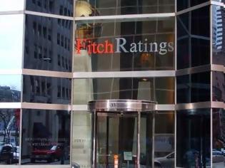 Φωτογραφία για Fitch: Γιατί βλέπει παρατεταμένη οικονομική ζημιά ακόμα και με συμφωνία