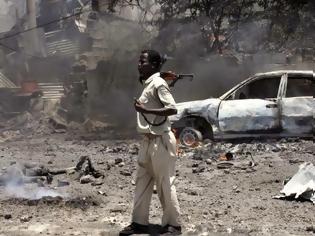 Φωτογραφία για Δεκάδες τραυματίες από την επίθεση στη Σομαλία