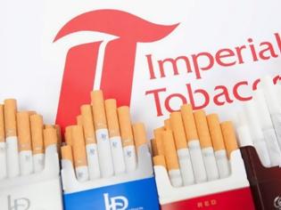 Φωτογραφία για Ιρλανδία: Τα βάζει με τις καπνοβιομηχανίες και κόβει τις μάρκες από τα τσιγάρα