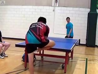 Φωτογραφία για Απίστευτη βολή στο ping pong που σαρώνει στο διαδίκτυο [Video]