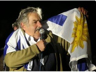 Φωτογραφία για Ουρουγουάη: Παραδίδει τα ηνία ο «πιο φτωχός πρόεδρος του κόσμου» Μουχίκα