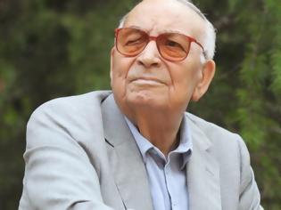 Φωτογραφία για Πέθανε ο Τούρκος συγγραφέας Γιασάρ Κεμάλ