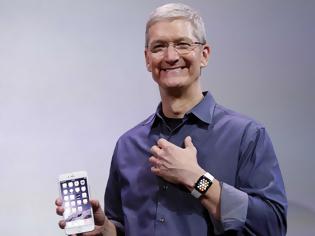 Φωτογραφία για Ο Tim Cook ανακοίνωσε την διαθεσιμότητα του Apple Watch και στην Ευρώπη τον Απρίλιο