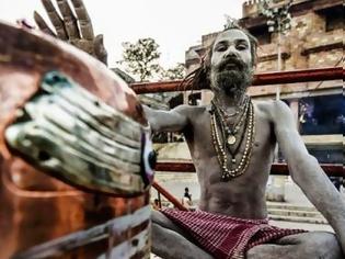 Φωτογραφία για Οι κανίβαλοι μοναχοί που τους τρέμει ολόκληρη η Ινδία - Οι περίεργες συνήθεις και τα ναρκωτικά...