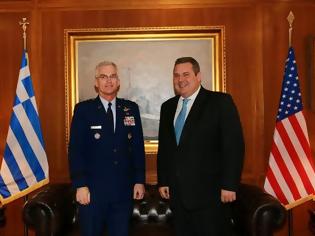 Φωτογραφία για Συνάντηση ΥΕΘΑ Πάνου Καμμένου με τον Διοικητή της Διοίκησης Μεταφορών του Αμερικάνικου Υπουργείου Άμυνας Πτέραρχο Πωλ Σέλβα