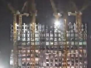 Φωτογραφία για Κατασκεύασαν ουρανοξύστη σε 19 ημέρες [video]