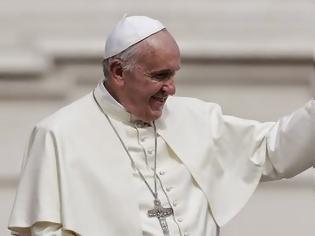 Φωτογραφία για Τι λείπει περισσότερο στον Πάπα; Να βγει έξω για πίτσα!